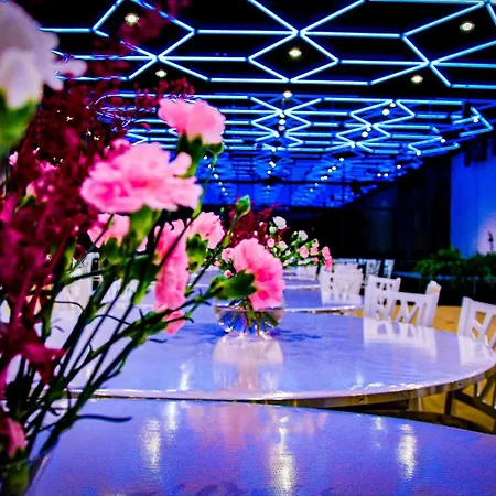 Piotrus Pan Hotel Brzesko