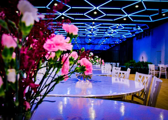 Piotrus Pan Hotel Brzesko